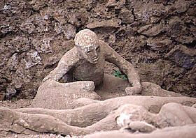 Pompeii casts of victims